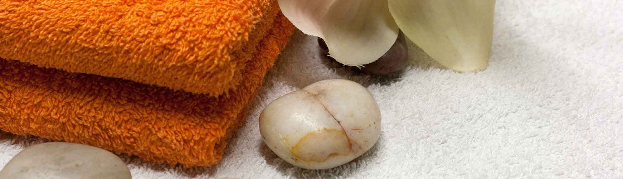 5 Of The Best Massage Table Sheets You Can Find All Things Massage