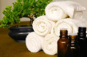 5 Best Massage Towels and How to Choose One